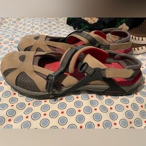 Merrell Women's Tan and Red Outdoor Sandals with Adjustable Straps
